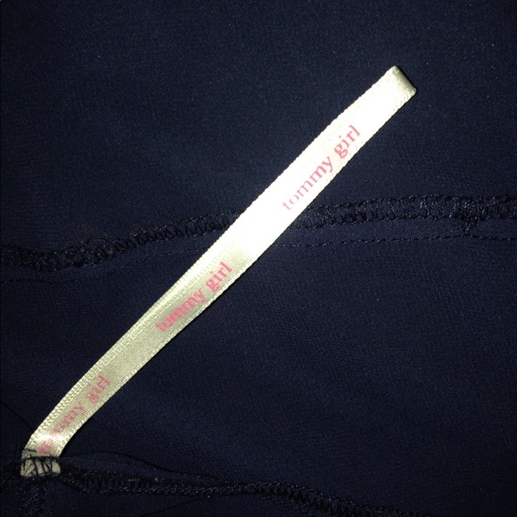 Blouses - Picture 4 of 4